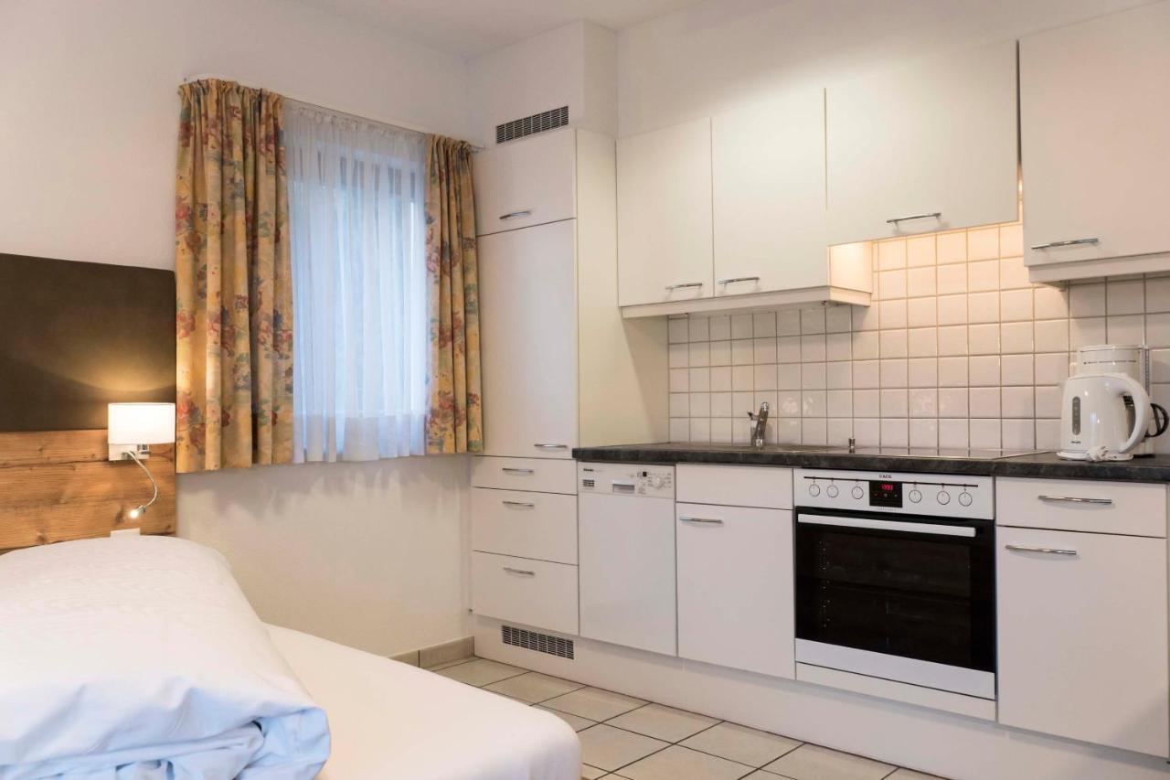 Appartements Garni Alpin Live Samnaun Habitación foto