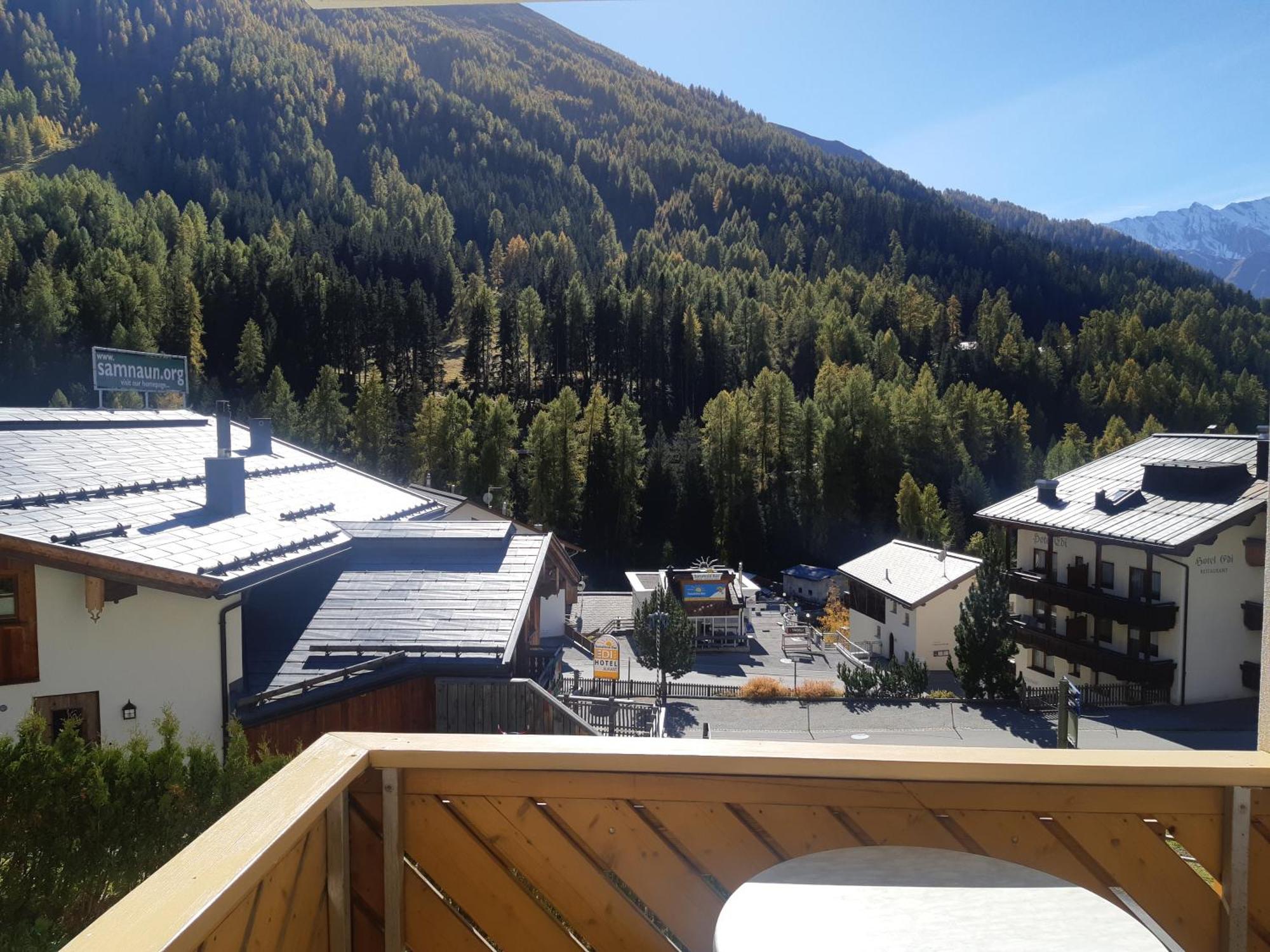 Appartements Garni Alpin Live Samnaun Habitación foto