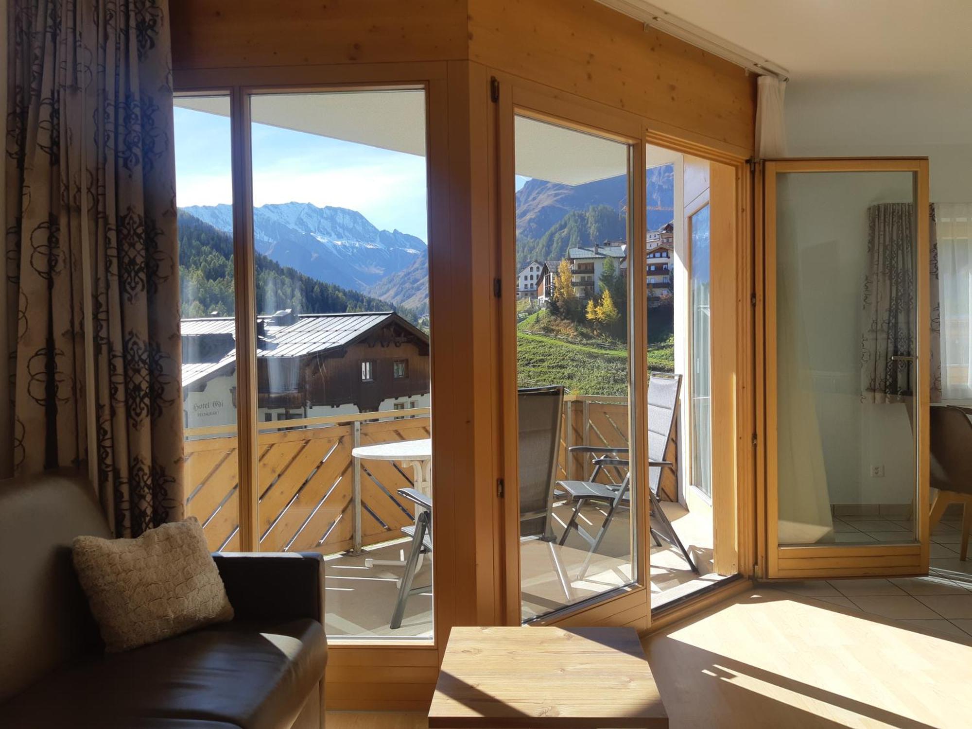 Appartements Garni Alpin Live Samnaun Habitación foto