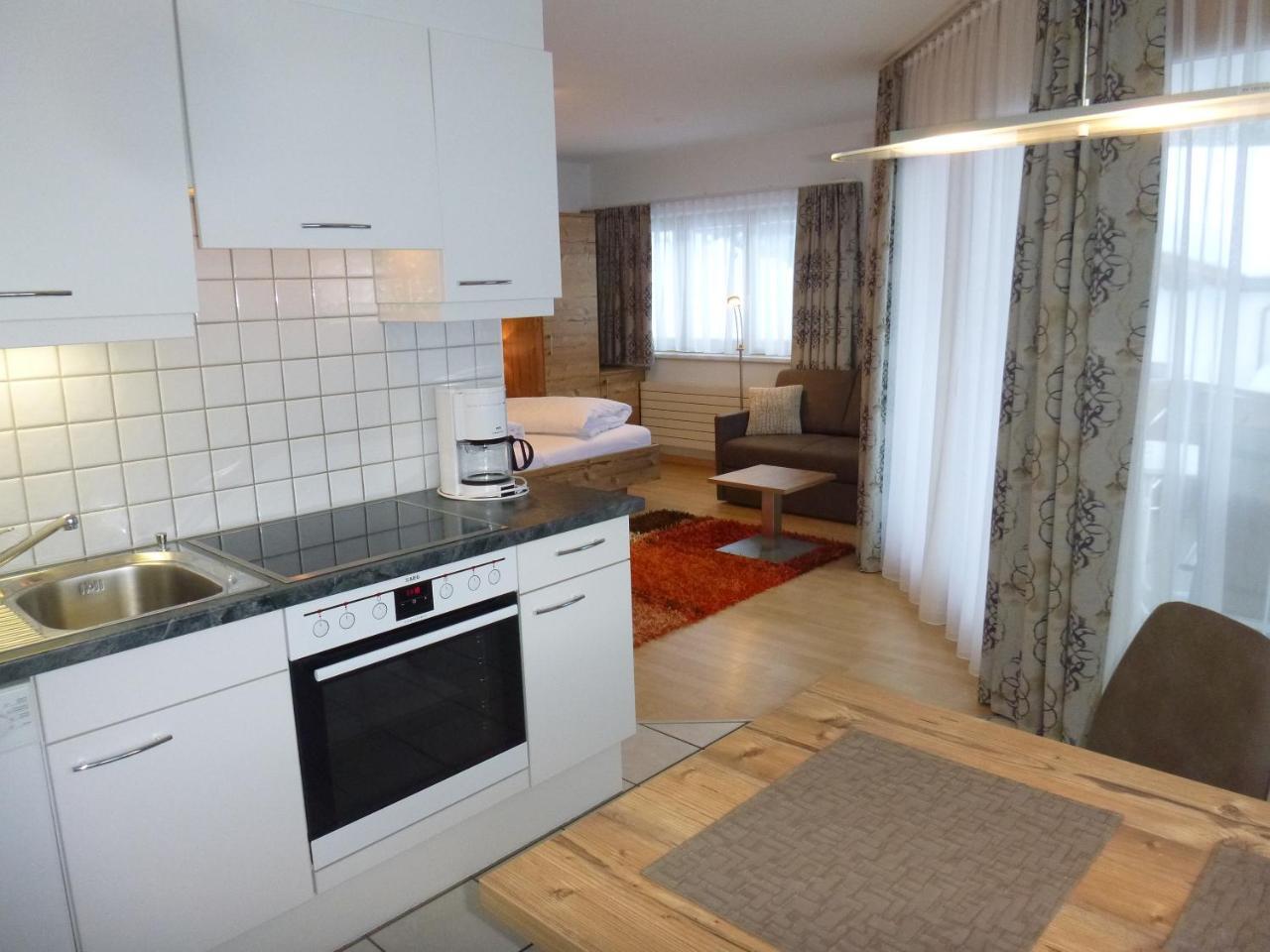 Appartements Garni Alpin Live Samnaun Exterior foto